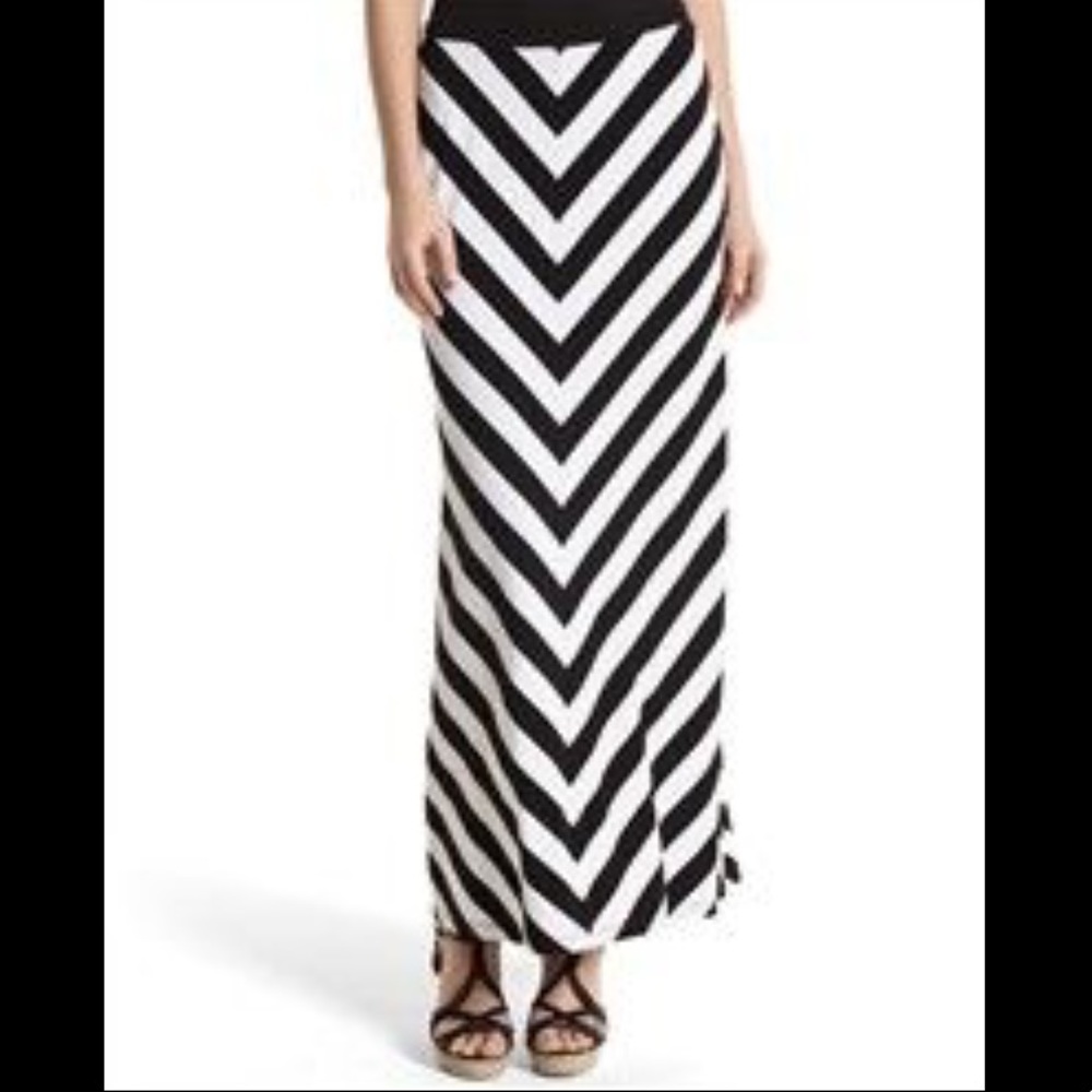 EUC Striped maxi skirt